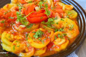 Вкусен ручек за малку пари: Домашните нема да можат да одолеат кога ќе им го послужите ова и сите ќе бараат уште една порција