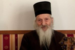 Ова е единствениот човек кому патријарх Павле му бакнал рака: Кога ќе ја слушнете приказната на Љубан, ќе се наежите