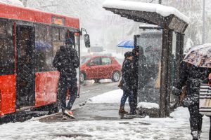 Ќе има ли снег за Нова година и Божиќ? Еве каква зима ја очекува Македонија